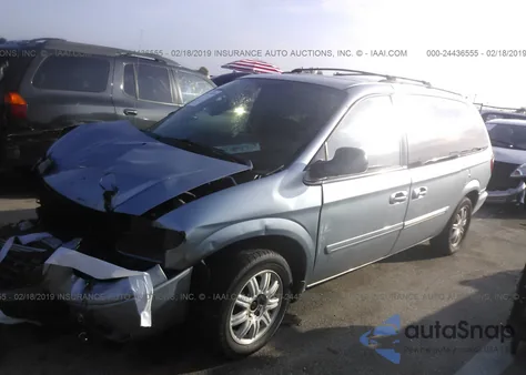 2006 Chrysler Town & Country Touring z USA, uszkodzony, nr VIN 2A4GP54L96R759556